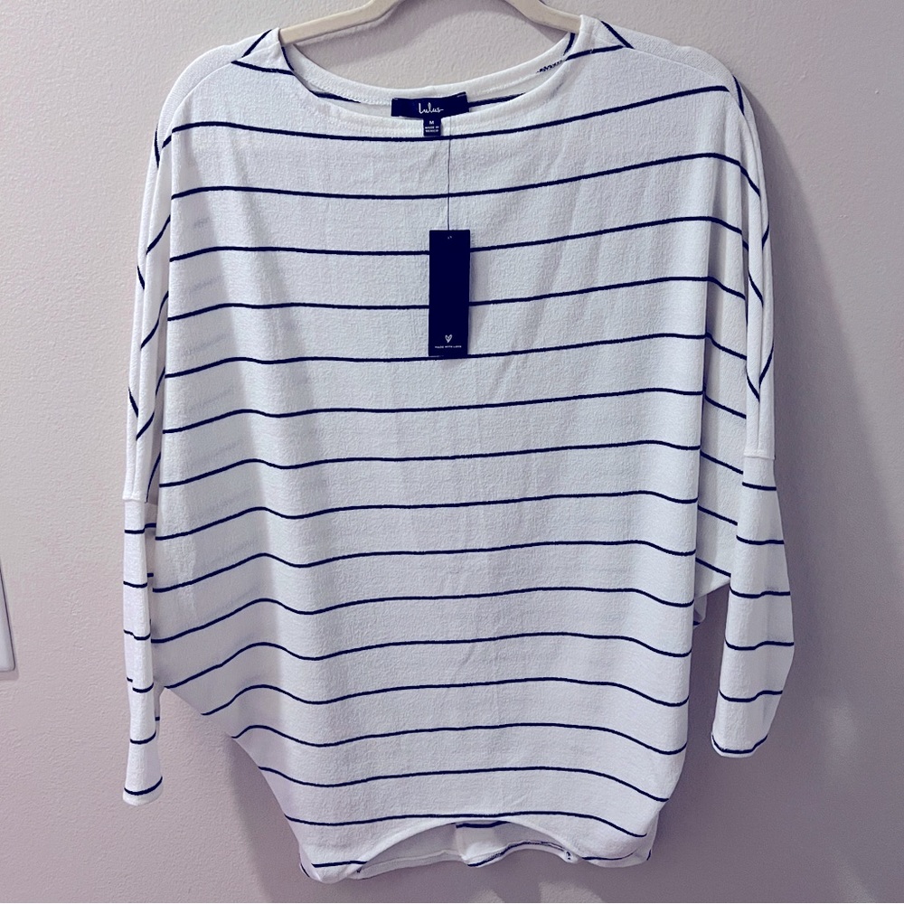 LULU'S STRIPED TOP!!